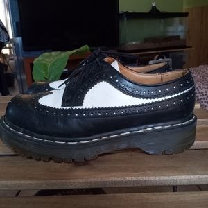 Dr Martens shoe